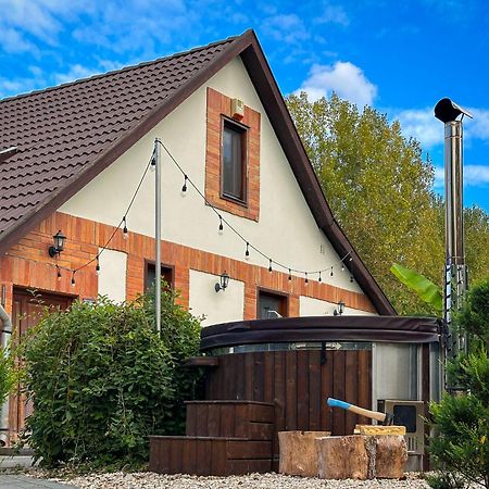 ギュラ Posteleki Vendeghaz-Nyugalom Szigeteiヴィラ エクステリア 写真